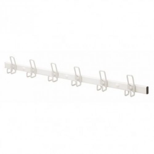 Patères en acier sur lisse