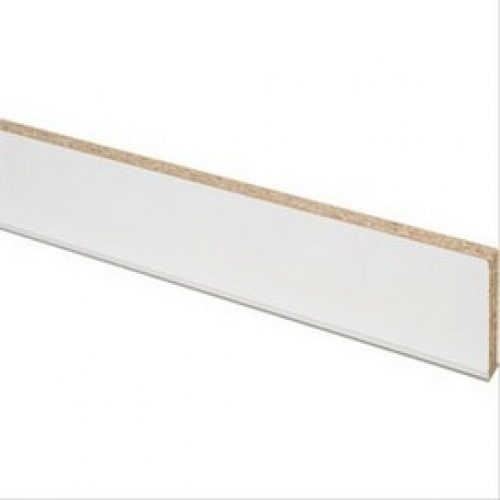 Plinthe – Meuble de cuisine mélaminé blanc