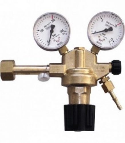 Regulateur de pression de bouteille pour oxygene