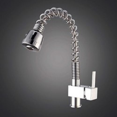 Robinet de cuisine contemporain avec spray démontable et finition chromé