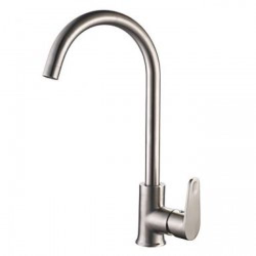 Robinet de cuisine de style contemporain fini acier inoxydable brossé et muni d’une seule poignée