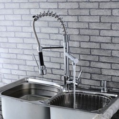 Robinet de cuisine gigogne avec deux becs fini en chrome pour un style contemporain (spray démontable)