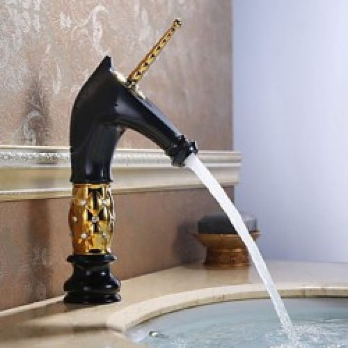 Robinet de lavabo en tête de cheval