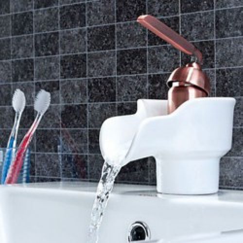 Robinet de lavabo mitigeur avec bec en céramique, un robinet de style contemporain (poignée unique)