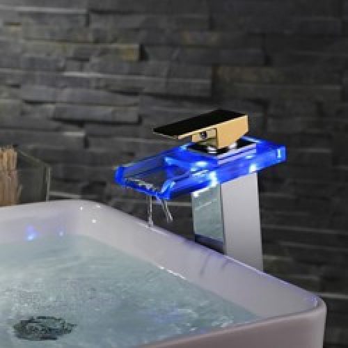 Robinet d&rsquo;évier avec bec en verre LED, style contemporain fini en chrome