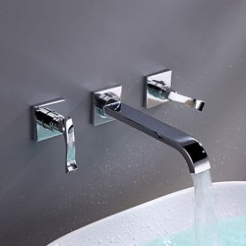 Robinet d&rsquo;évier à montage murale avec finition en métal chromé