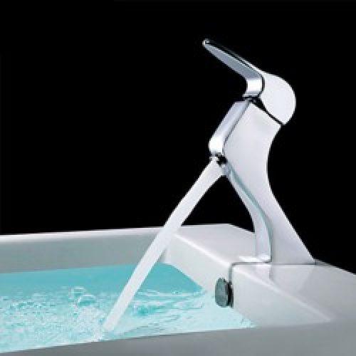 Robinet d&rsquo;évier à poignée unique, design en forme d&rsquo;oiseau fini et finition en chrome