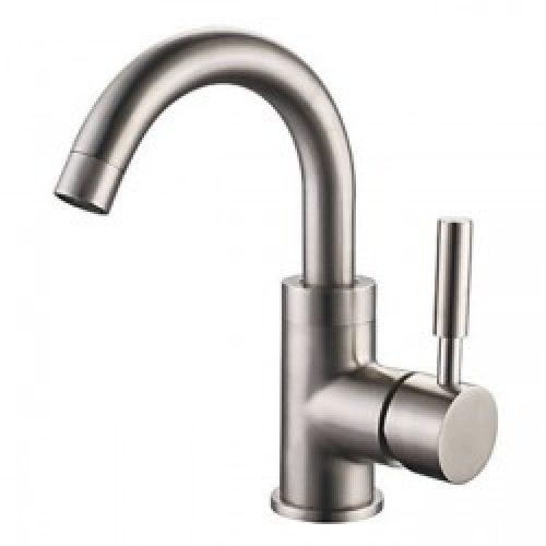 Robinet d&rsquo;évier robuste de style contemporain fini en métal brossé