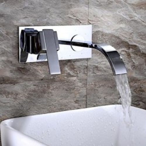 Robinet d&rsquo;évier style simple et contemporain fini en laiton, un robinet à poignée unique avec deux trous d&rsquo;installations