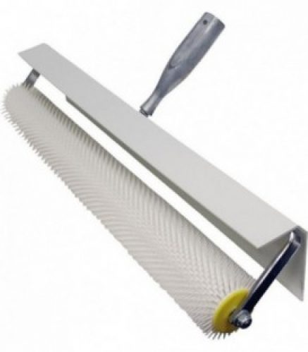 Rouleau 500 mm largeur avec aiguilles de 35 mm longueur +protection projection en plast.