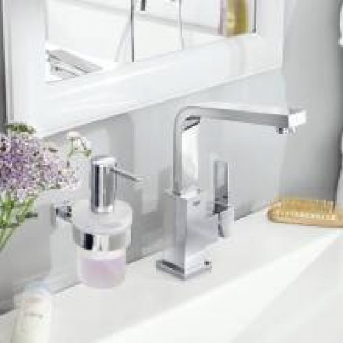Support avec distributeur Grohe Essentials Cube