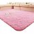 Tapis de bain rose en soie avec des mèches longues et denses ( 40 x 60 cm )